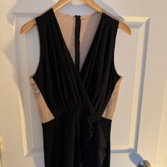 BLACK AND CHAMPAGNE SHIMMER PARTY DRESS COCKTAIL STYLE ABOVE KNEE - Picture 2 of 5